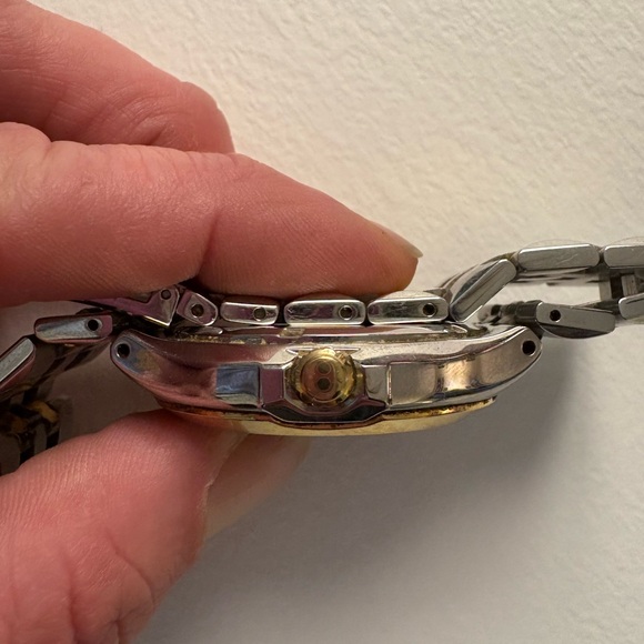 Citizen Eco-Drive Men's Two-Tone Stainless Steel Watch - Picture 4 of 6